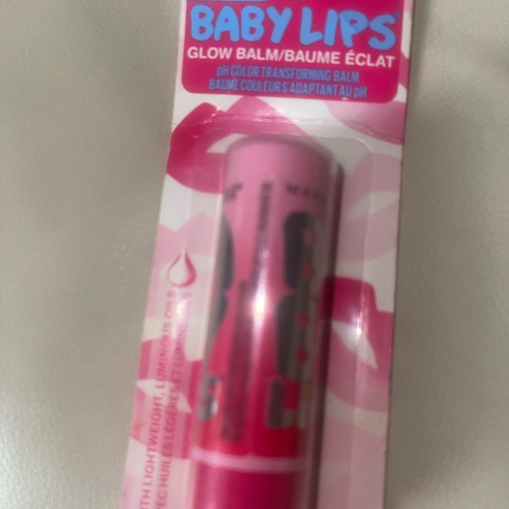Baby lips chap stick and lip smacked chapstick